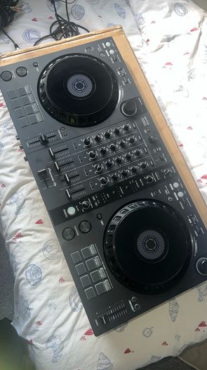 DDJ-FLX6 DJ controller