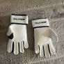Sondico Aerospine football gloves Size 3 Image 2