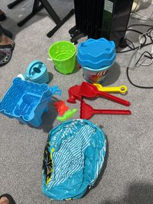 beach toys