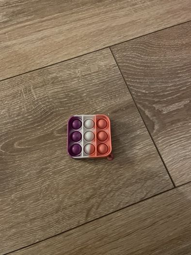 fidgets