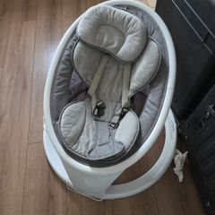 munchkin baby swing chair