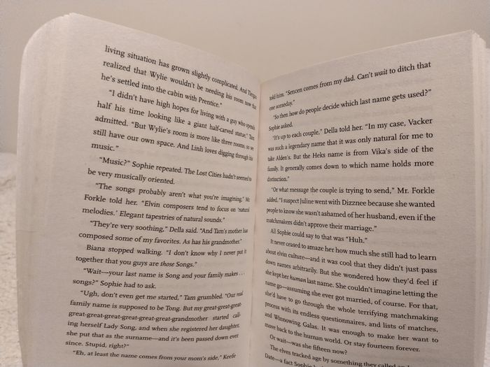 Keeper of the Lost Cities books by Shannon Messenger