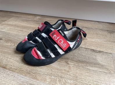 Climbing shoes