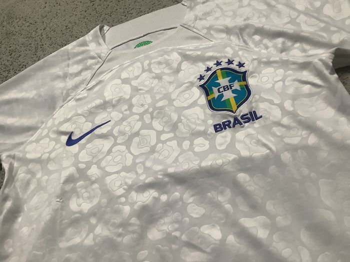 Brazil jersey 2022 Size Small