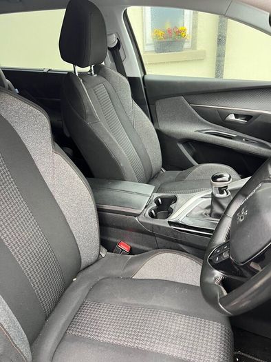 Peugeot 5008 2020