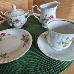 Chodziez Porcelain Tea Set
