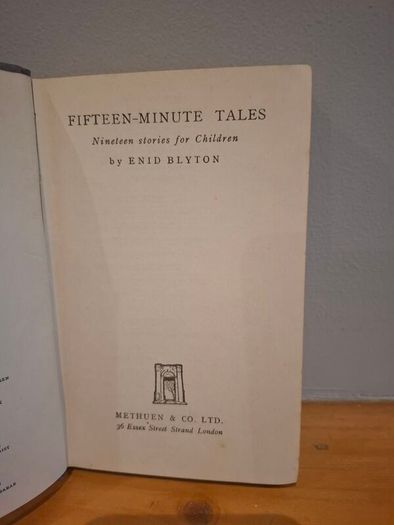 Fifteen Minute Tales by Enid Blyton