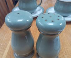 Denby Regency Green Salt & Pepper