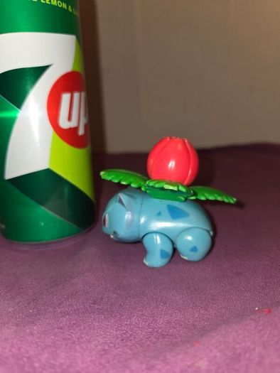 Pokemon Ivysaur Figure