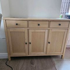 sideboard