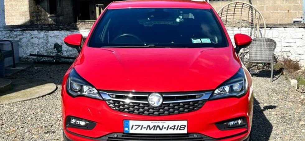 Vauxhall  Astra - manual