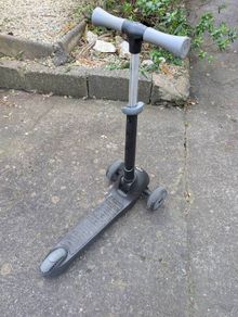 iSporter 3 Wheeler Smiths Scooter