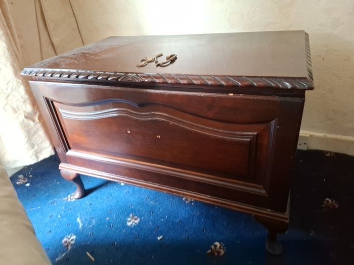 tv stand