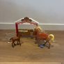 Horse & stable Image 2