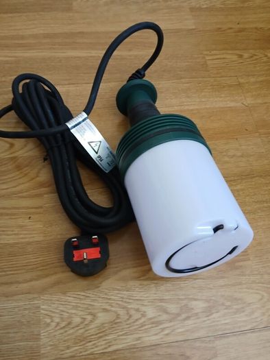 360 degree hanging worklight.