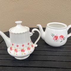 Tea pots