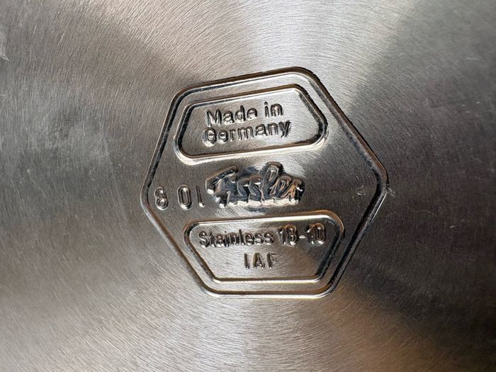 Fissler Vitaquick stainless steel pressure cooker New