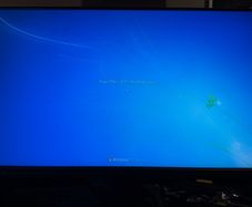 Dell OptiPlex 760 Tower PC Monitors Bundle No Operating System Installed