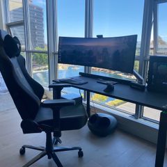 Secretlab Magnus metal desk