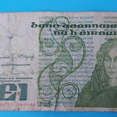 Irish 1986 "Queen Meibh" one pound in used condition