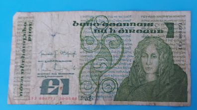 Irish 1986 "Queen Meibh" one pound in used condition