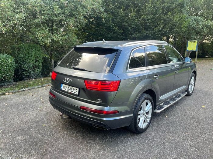 Audi Q7 3.0tdi 272 Q TIP S Line 4D 7 seater