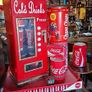 Vintage Retro coca cola can mini fridge Image 6