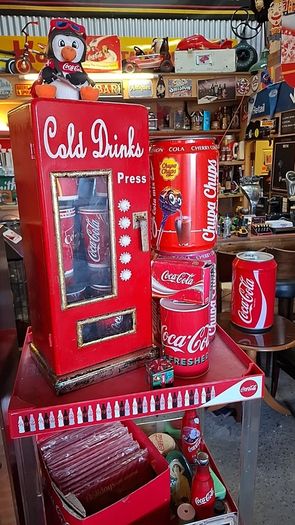 Vintage Retro coca cola can mini fridge