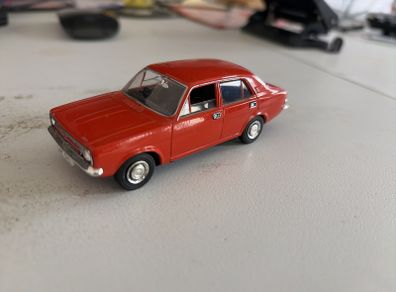 Lledo Vanguards Morris Marina