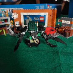 Lego Spiderman at the Sanctum Workshop 76185