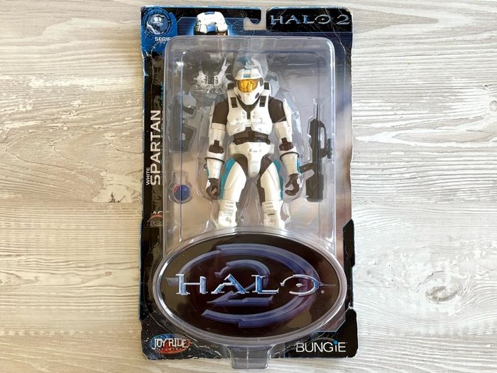 Halo 2 Spartan in White from Joyride Studios - Official Microsoft / Bungie - RARE