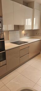 Fitted Kitchen including Quartz Countertop