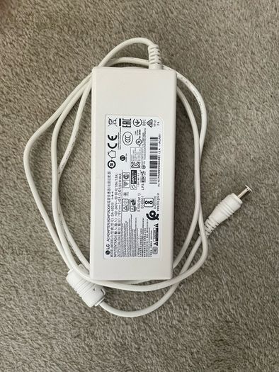 LG UHD Monitor 4k