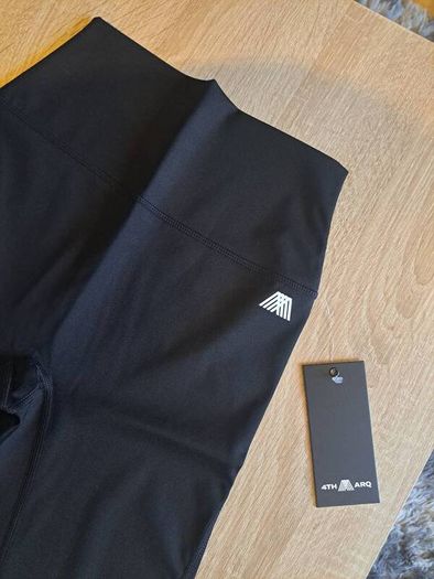 BNWT 4 th Arq Black Cycling shorts size S UK8 EU36 Postage included