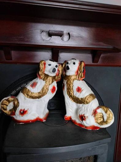 Spaniel Dogs figurines