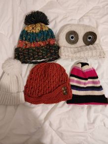 5 X Women's Beanie Hats