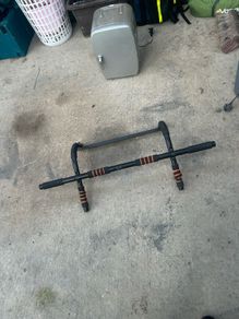 pull up bar