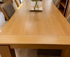 Dining Table And Six Chairs (2 Carvers)