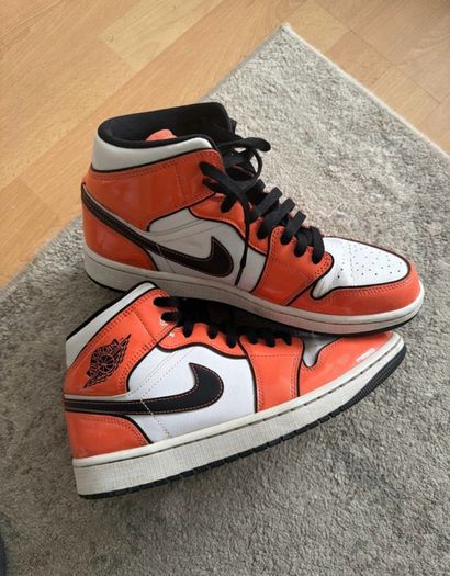 Jordan 1 Mid