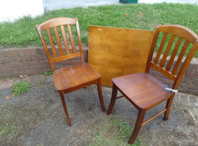 Kitchen table