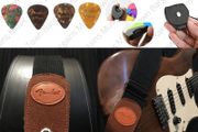 Guitar Strap Fender + 4 Picks 1Pick Holder1Keyring