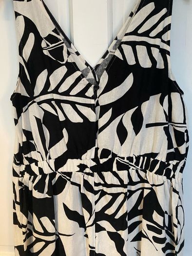 Linen mix jumpsuit Size 14