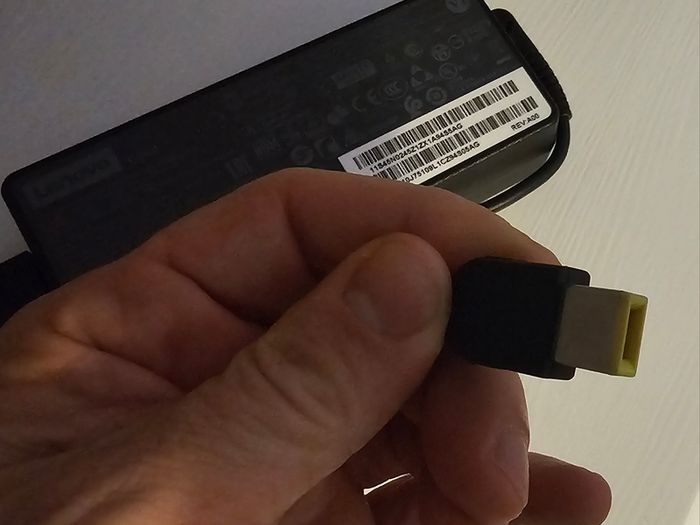 Lenovo Laptop charger 90w