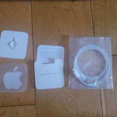 Apple SIM Pin, C to Apple Cable and Sticker
