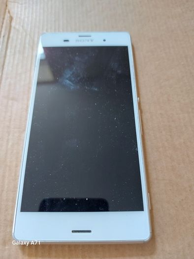 Sony Xperia,Large Screen White Mobile Phone, Pattern Locked, Excellent cosmetic condition, for parts or repair