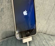 FIRST EDITION iphone 2G in swords