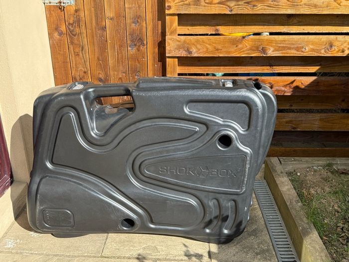 Shokbox pro bike box (Used Twice)