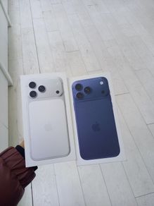 Iphone 17 pro max 256gb Brand new sealed pack Unlock sim free 12 months warranty Shop collection and shop receipt
