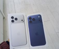 Iphone 17 pro max 256gb Brand new sealed pack Unlock sim free 12 months warranty Shop collection and shop receipt