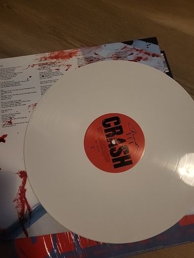 Charlie xcx Crash limited edition 2022 us white vinyl with signed photo
